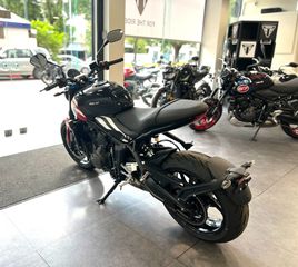 Triumph Trident 660 2025 *ΠΡΟΣΦΟΡΑ* ΟΦΕΛΟΣ 1.500€-thumb-3