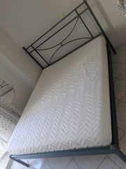 Διπλό σιδερένιο κρεβάτι Χατζής & στρώμα memory foam, σαν καινούριο