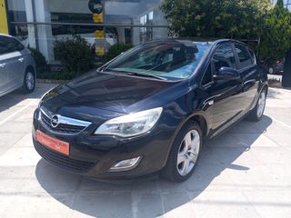 Opel Astra 2011 1.4 TURBO 140HP