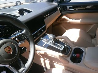 Porsche Cayenne 2023-thumb-15