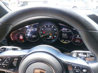 Porsche Cayenne 2023-thumb-17