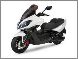 KYMCO XCITING 300 ΟΛΟΚΛΗΡΗ ΜΟΤΟΣΥΚΛΕΤΑ ΓΙΑ ΑΝΤΑΛΛΑΚΤΙΚΑ ΚΟΜΜΑΤΙ-ΚΟΜΜΑΤΙ