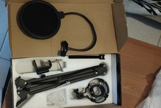 Blue yeti-thumb-3