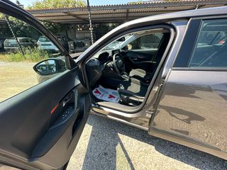 Peugeot 2008 2021 PureTech 130-thumb-14