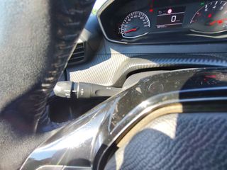 Peugeot 2008 2021-thumb-24