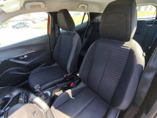 Peugeot 2008 2021-thumb-28