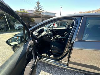 Peugeot 208 2012 1.2 PURETECH 82 STYLE-thumb-9