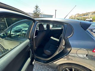 Peugeot 208 2012 1.2 PURETECH 82 STYLE-thumb-12