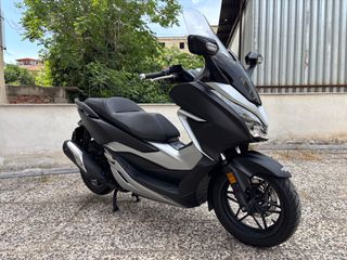 Honda Forza 300 2018 ABS-thumb-5