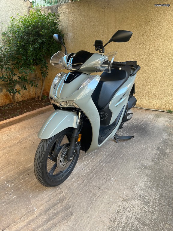 Honda SH 150i 2025