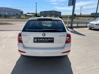 Skoda Octavia 2016-thumb-5