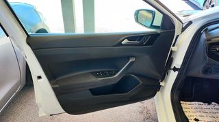 Volkswagen Polo 2024 1.0 TSI 95PS  Life-thumb-5