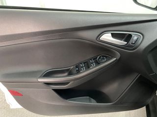 Ford Focus 2016 ΕΛΛΗΝΙΚΗΣ ΑΝΤΙΠΡΟΣΩΠΕΙΑΣ-thumb-16
