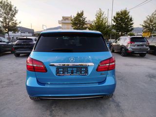 Mercedes-Benz B Electric Drive 2015 250e-thumb-5