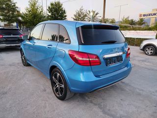 Mercedes-Benz B Electric Drive 2015 250e-thumb-6