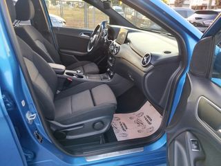 Mercedes-Benz B Electric Drive 2015 250e-thumb-25