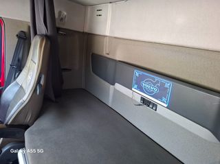 Ανατρεπόμενο Για Containers Με Βραχίονες Volvo 2012 FH 16 600-thumb-7