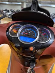 Piaggio Beverly 350 2012 Black abs asr-thumb-17
