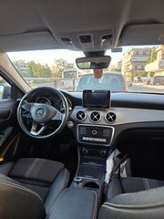 Mercedes-Benz GLA 200 2019 FACE LIFT-thumb-12