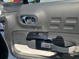 Citroen C3 2019 1.2 PureTech Shine 82HP-thumb-55