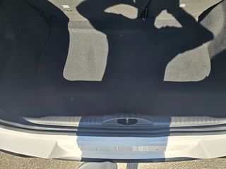 Citroen C3 2019 1.2 PureTech Shine 82HP-thumb-50