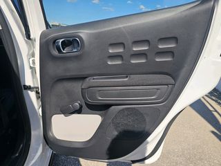 Citroen C3 2019 1.2 PureTech Shine 82HP-thumb-52