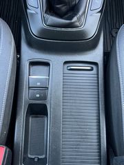 Ford Focus 2022 1.0 ECOBOOST TITANIUM-thumb-62