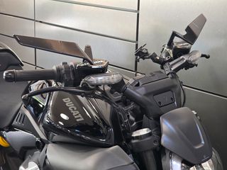 Ducati Diavel 2025 V4 Nero full extra !!-thumb-15