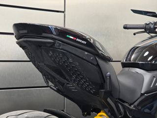 Ducati Diavel 2025 V4 Nero full extra !!-thumb-24