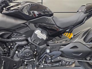 Ducati Diavel 2025 V4 Nero full extra !!-thumb-28