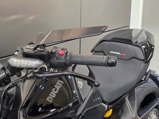 Ducati Diavel 2025 V4 Nero full extra !!-thumb-31
