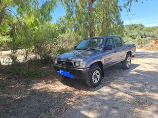 Toyota Hilux 2000