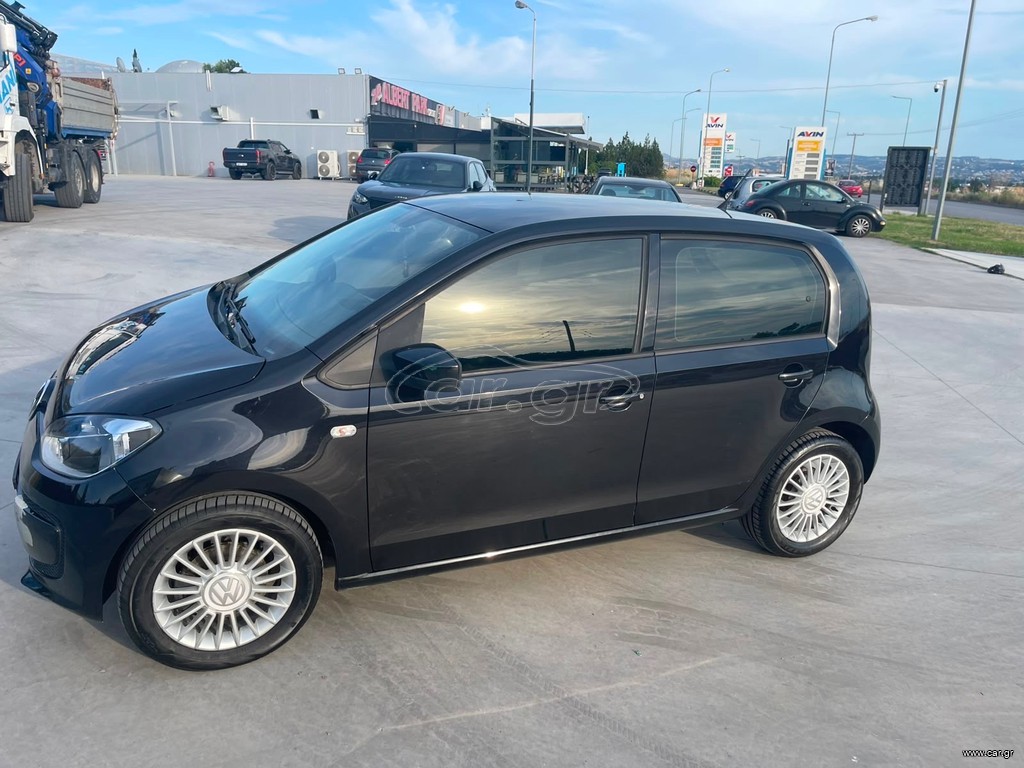 Volkswagen Up 2014