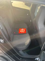 Volkswagen Up 2014-thumb-4