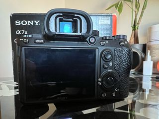 Sony A7 iii-thumb-3
