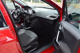 Peugeot 2008 2017 1200cc Navi Camera-thumb-5