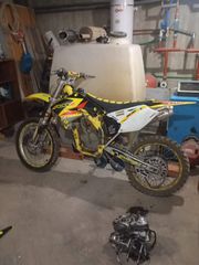 Μπουκαλες και σταυρος Suzuki rmz250 Kawasaki kxf250