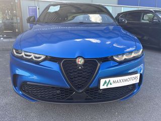 Alfa Romeo Tonale 2023 1.3 PHEV  Veloce AT6 e-Q4 280ps-thumb-1