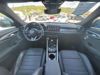 Alfa Romeo Tonale 2023 1.3 PHEV  Veloce AT6 e-Q4 280ps-thumb-11