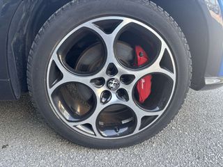 Alfa Romeo Tonale 2023 1.3 PHEV  Veloce AT6 e-Q4 280ps-thumb-9