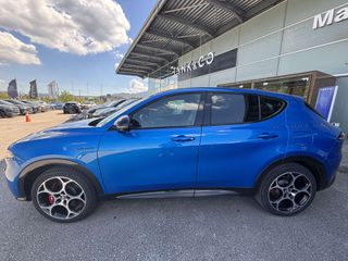 Alfa Romeo Tonale 2023 1.3 PHEV  Veloce AT6 e-Q4 280ps-thumb-3