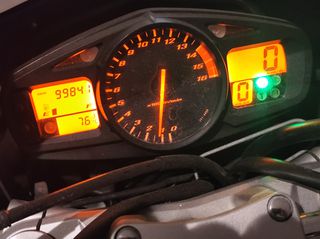 Suzuki GSR 600 2006-thumb-3