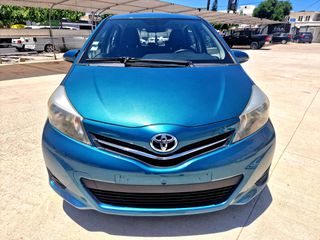 Toyota Yaris 2011-thumb-1