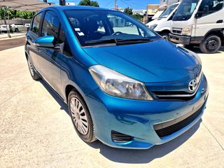 Toyota Yaris 2011-thumb-2