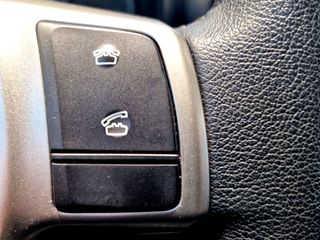 Toyota Yaris 2011-thumb-35