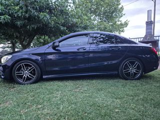 Mercedes-Benz CLA 200 2017 AMG LINE PANORAMA-thumb-3