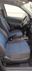 Skoda Octavia 2004-thumb-18