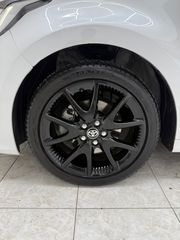 Toyota Yaris 2023 BI TONE HYBRID-thumb-19