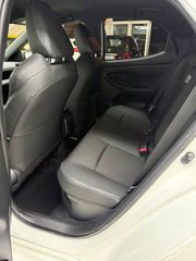 Toyota Yaris 2023 BI TONE HYBRID-thumb-11