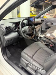 Toyota Yaris 2023 BI TONE HYBRID-thumb-13